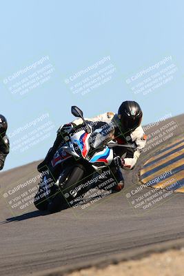 media/Feb-12-2022-SoCal Trackdays (Sat) [[3b21b94a56]]/Turn 12 (140pm)/